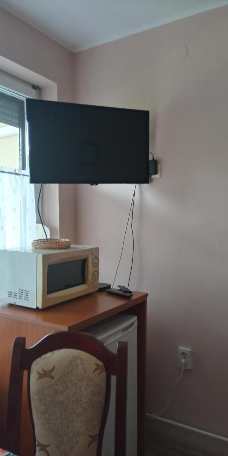 Liza Apartman Дьюла Экстерьер фото